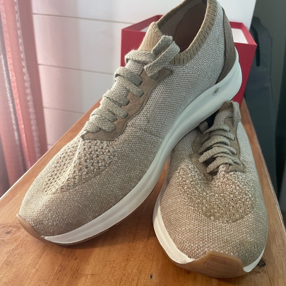 Andrea Ventura size 42 (us 9) sneakers in sand - Picture 1 of 6